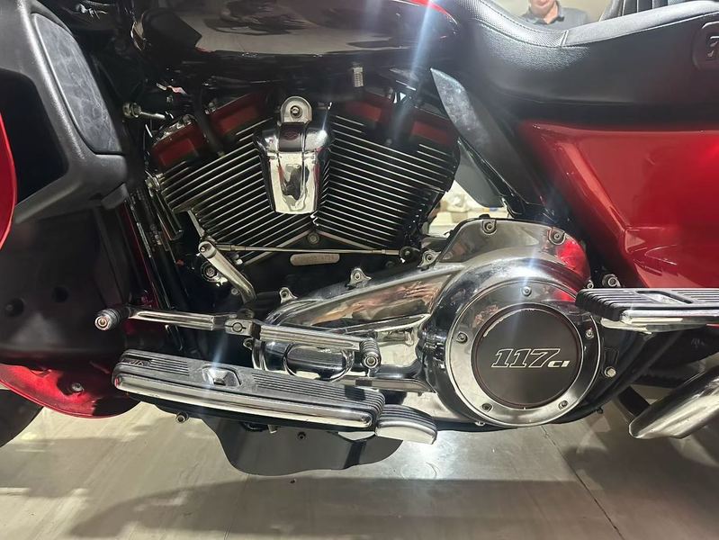 二手哈雷戴维森大道滑翔 Street Glide