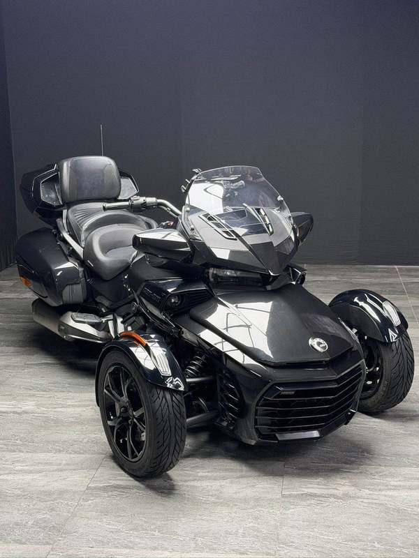 二手庞巴迪Spyder F3 
