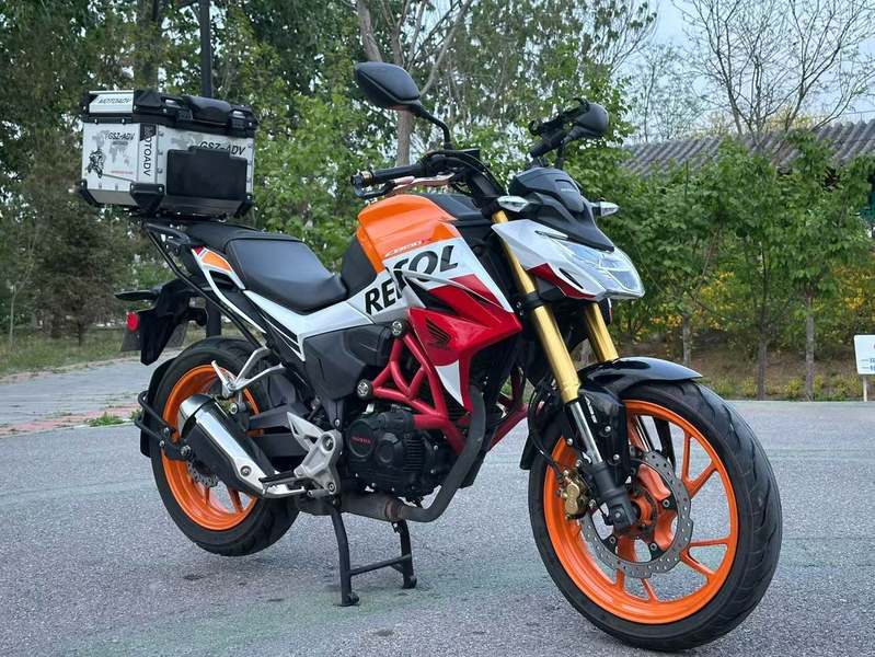 二手五羊本田CB190R 暴锋眼