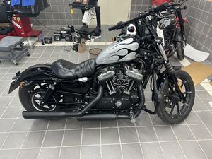 二手哈雷戴维森Iron883 硬汉