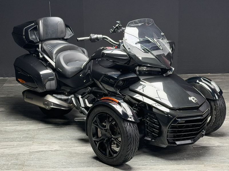 二手庞巴迪Spyder F3 