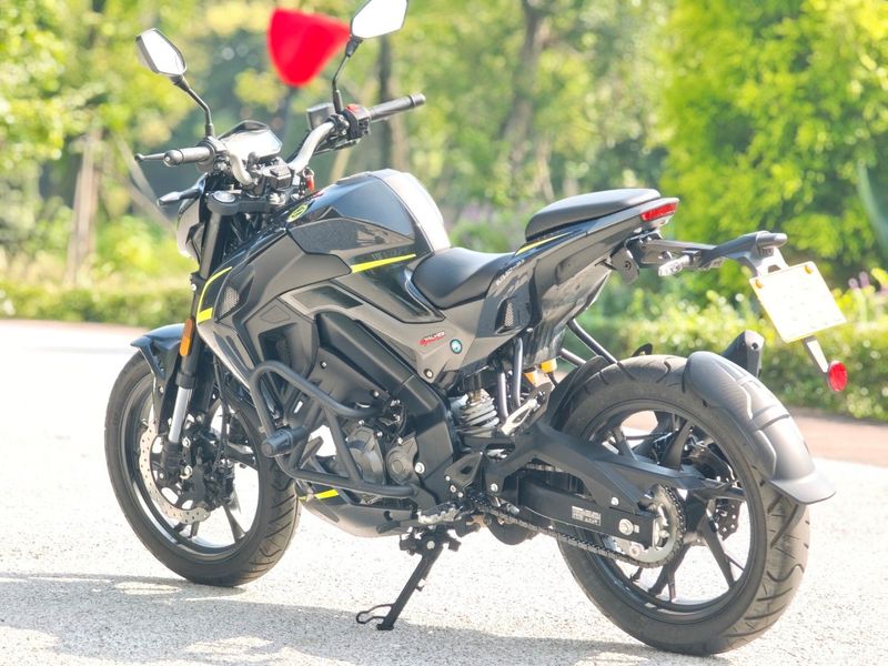 二手贝纳利小迅龙 BN150S