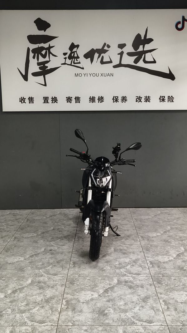 二手贝纳利小黄龙 TNT25