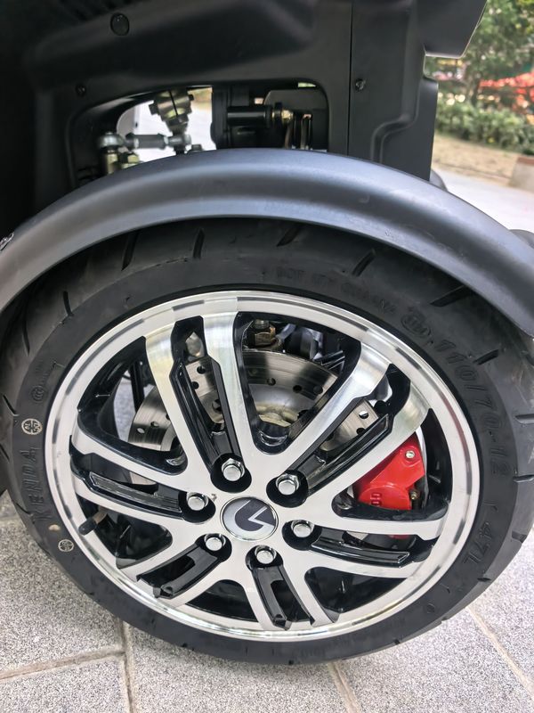 二手ADIVAAD7 150