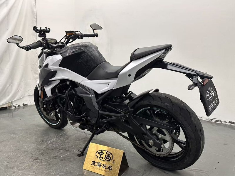 二手春风400NK