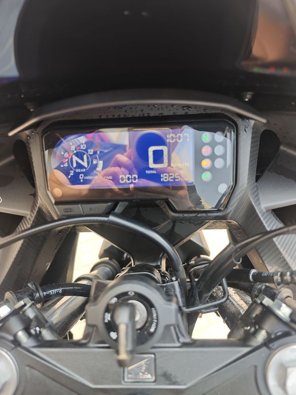 二手本田CBR400R