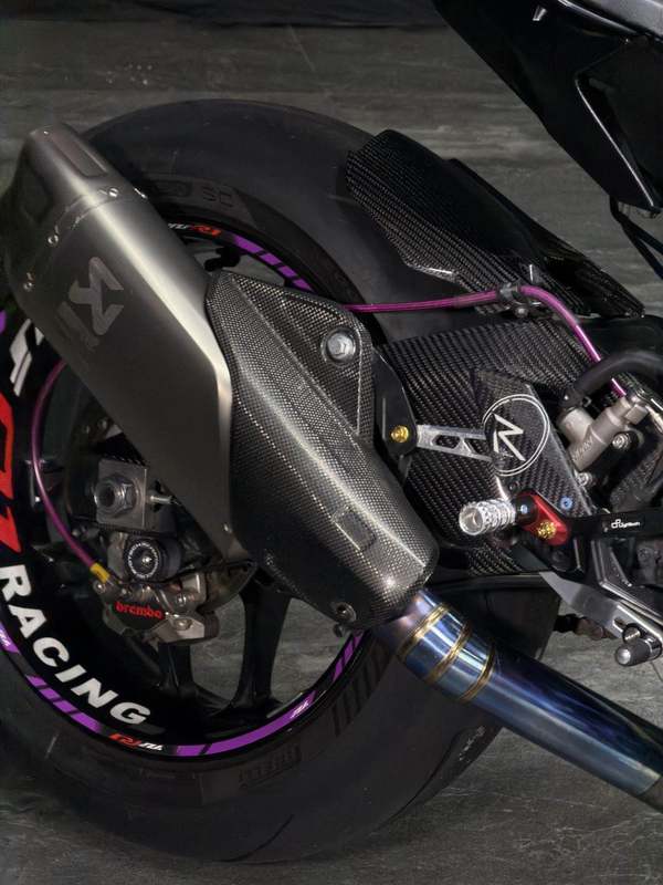 二手雅马哈YZF-R1