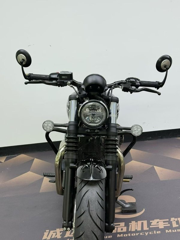 二手凯旋Bonneville Bobber