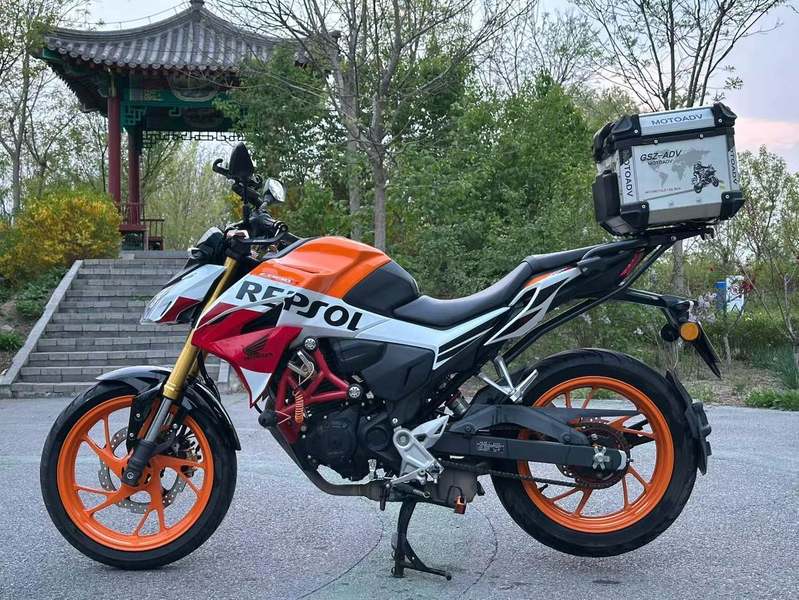二手五羊本田CB190R 暴锋眼