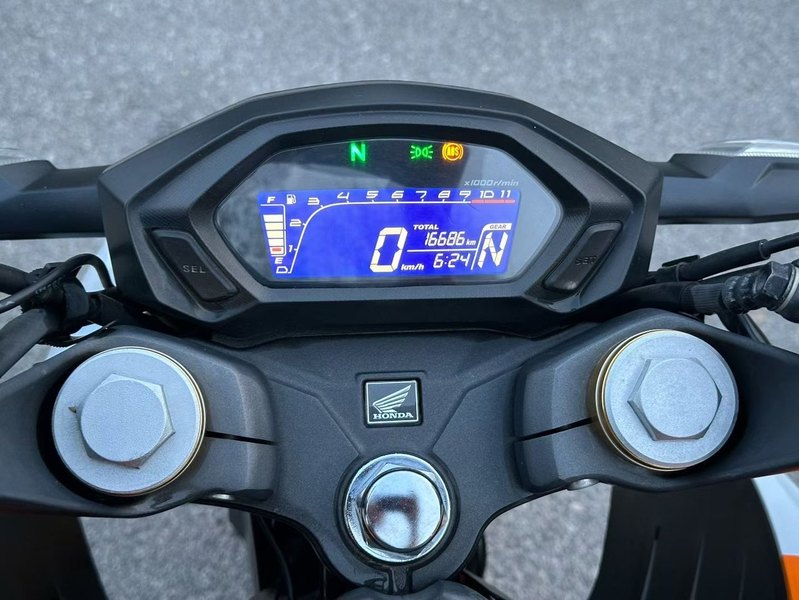 二手五羊本田CB190R 暴锋眼