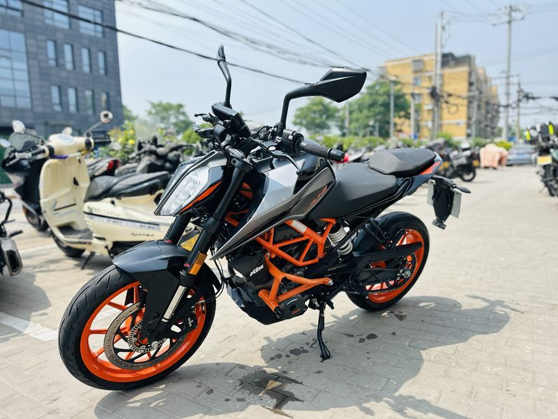 二手KTMR2R390 Duke