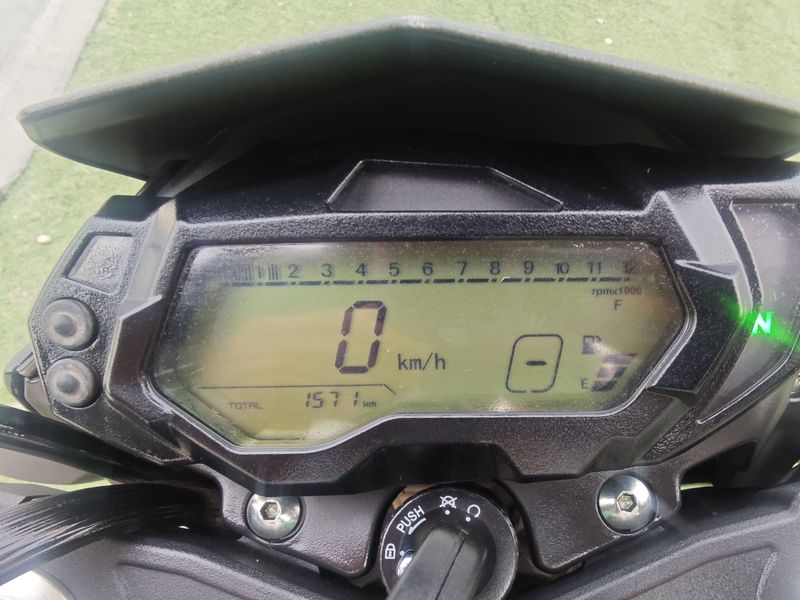 二手贝纳利红宝龙 TNT150i