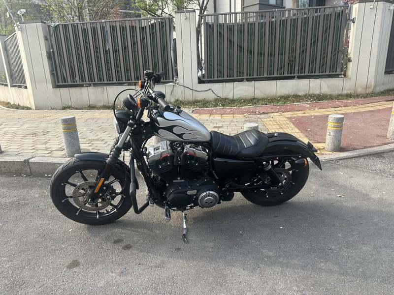 二手哈雷戴维森Iron883 硬汉