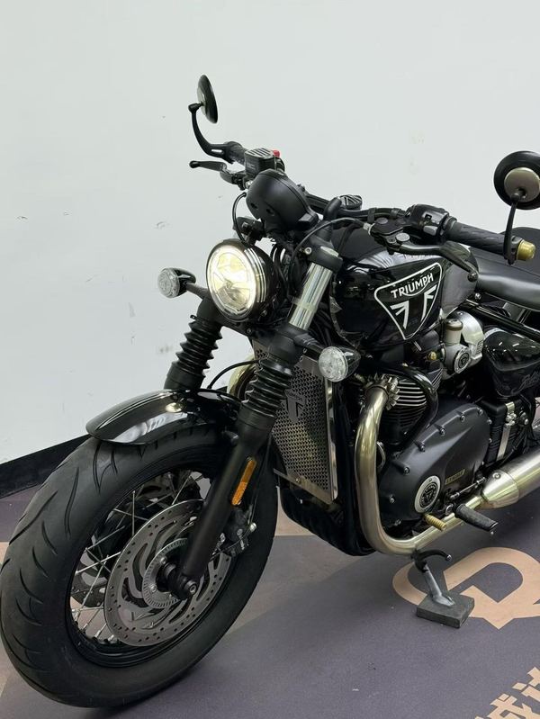 二手凯旋Bonneville Bobber