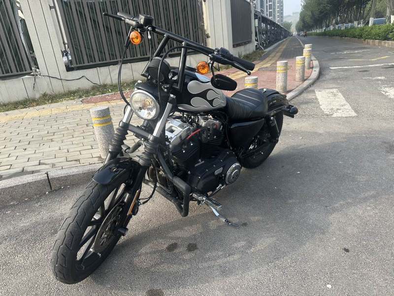 二手哈雷戴维森Iron883 硬汉