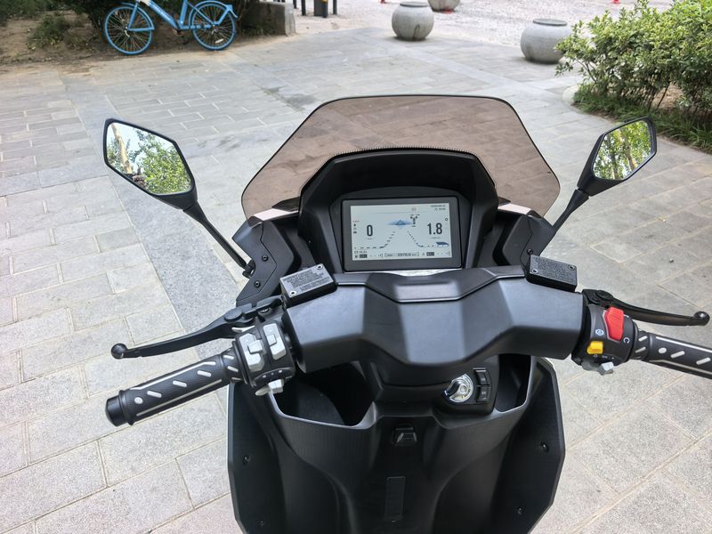 二手ADIVAAD7 150