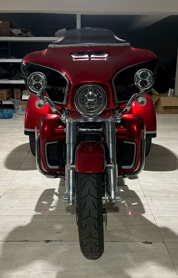 二手哈雷戴维森大道滑翔 Street Glide