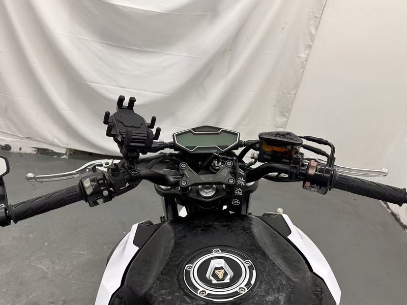 二手春风400NK