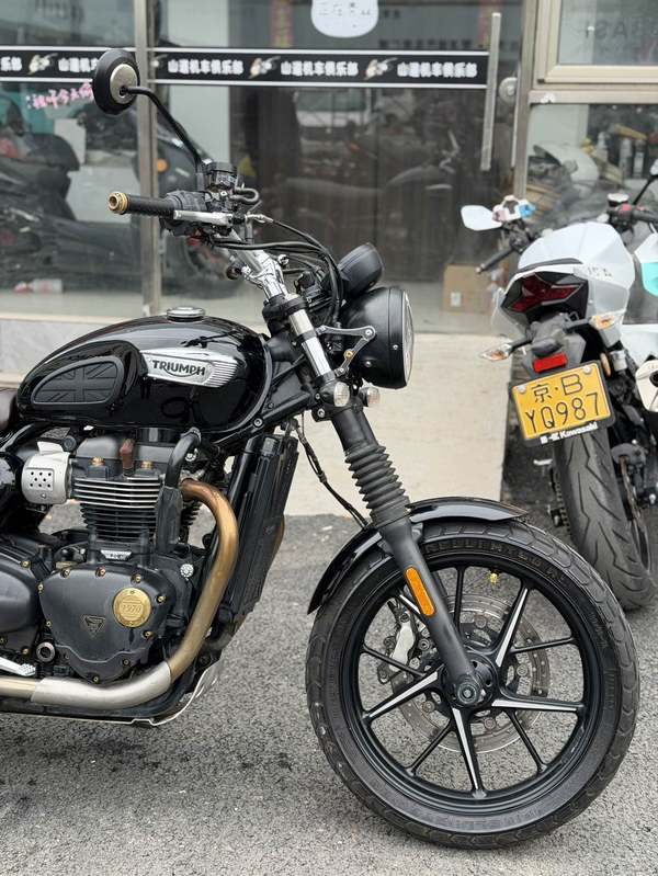 二手凯旋Street Twin