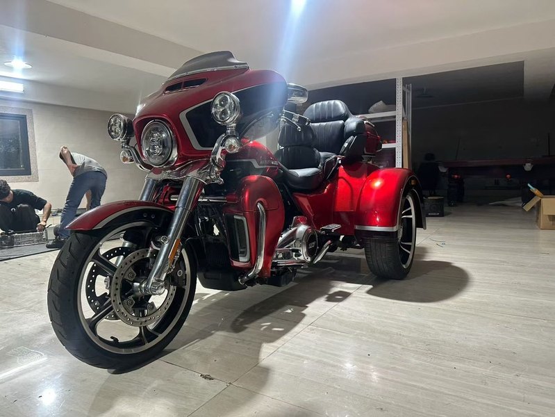 二手哈雷戴维森大道滑翔 Street Glide