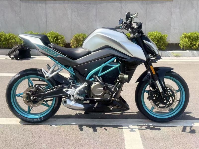 二手春风250NK