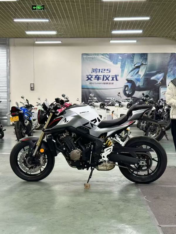 二手QJMOTOR追600