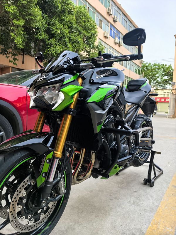二手川崎Z900