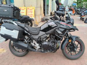 二手豪爵铃木DL250