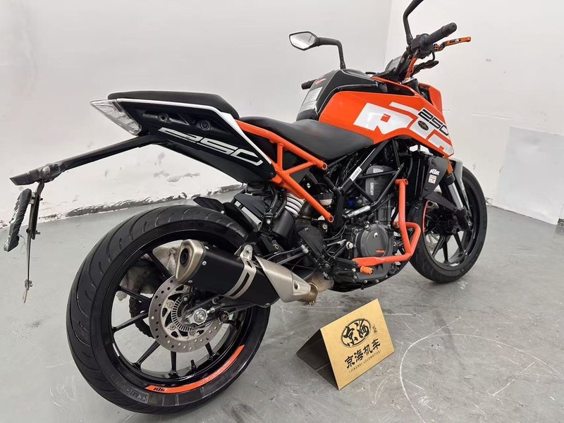 二手KTMR2R250 Duke
