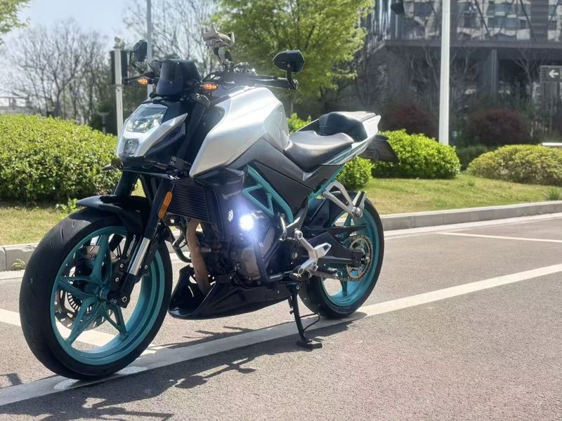 二手春风250NK