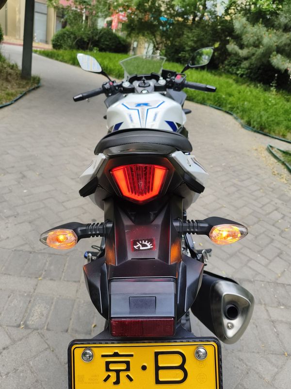 二手豪爵铃木GSX250R