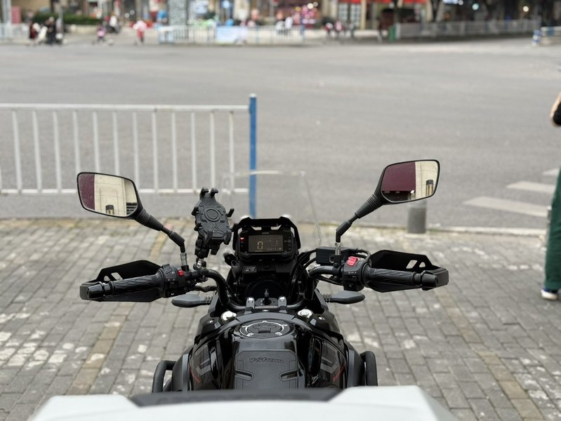 二手豪爵铃木DL250