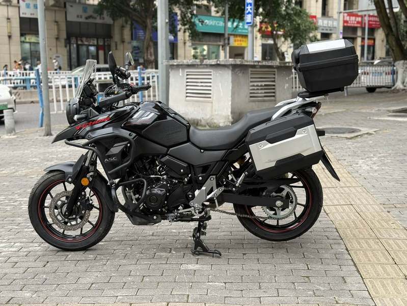 二手豪爵铃木DL250