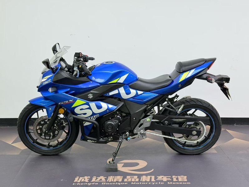 二手豪爵铃木GSX250R