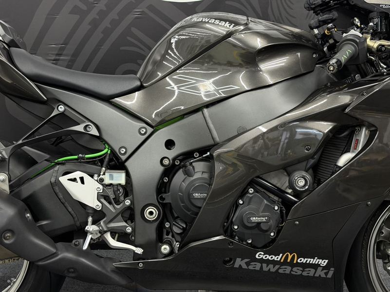 二手川崎Ninja ZX-10R