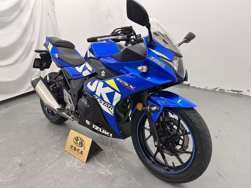 二手豪爵铃木GSX250R