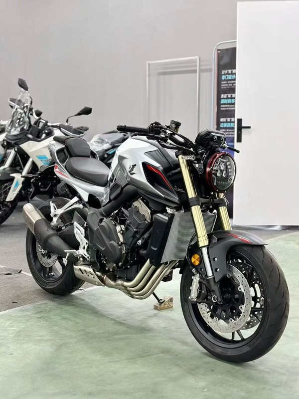 二手QJMOTOR追600