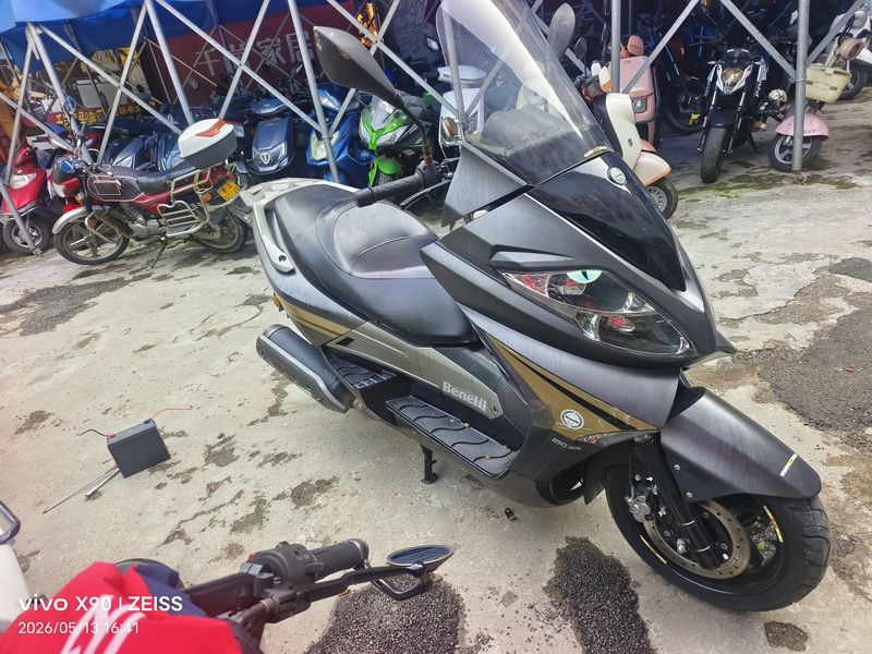 二手贝纳利银刃 BJ250T-8