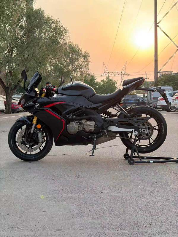 二手QJMOTOR赛600