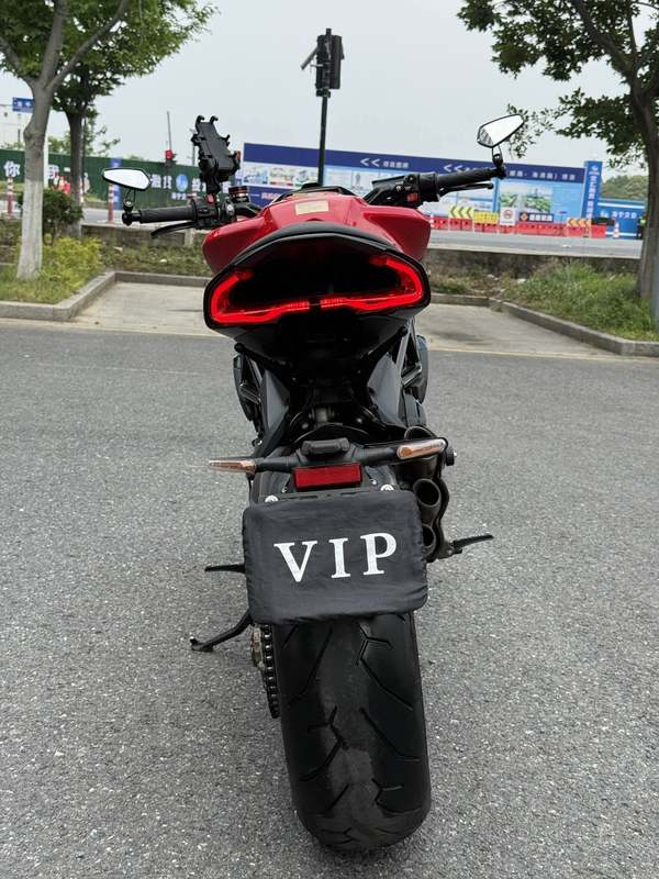 二手奥古斯塔Dragster 800