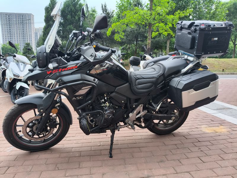 二手豪爵铃木DL250