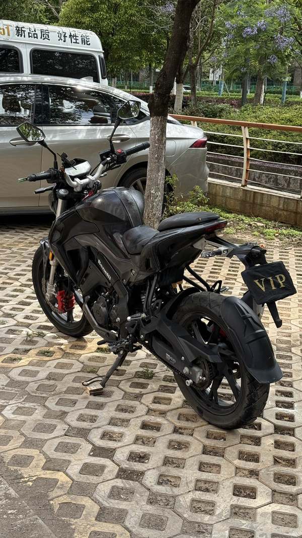 二手贝纳利小迅龙 BN150S