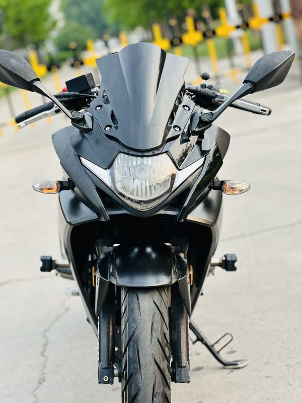 二手豪爵铃木GSX250R