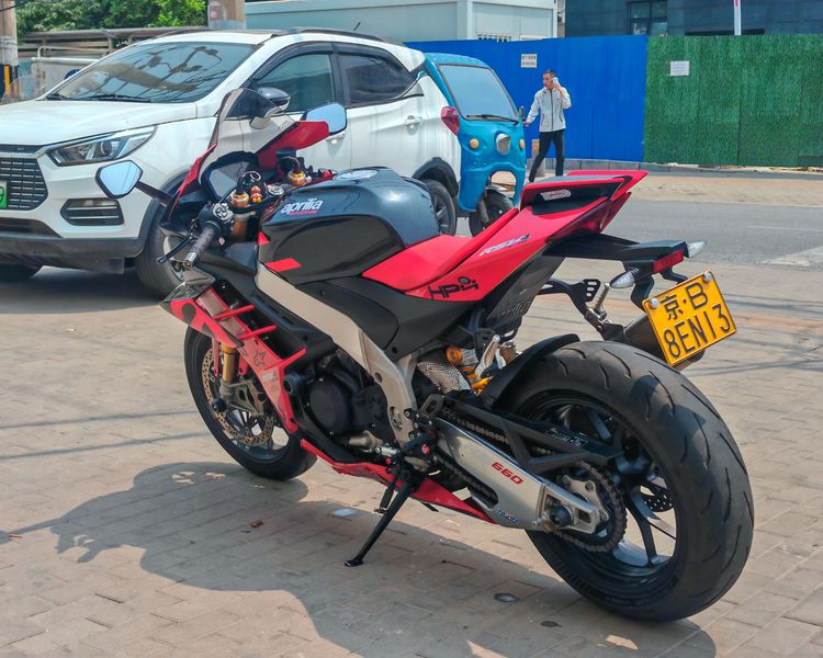 二手阿普利亚RSV4
