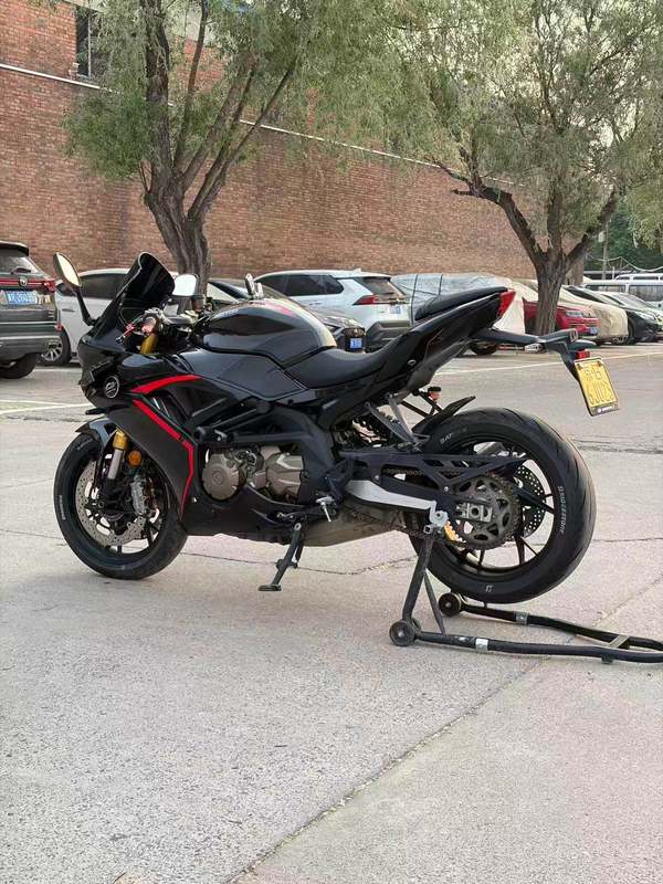 二手QJMOTOR赛600