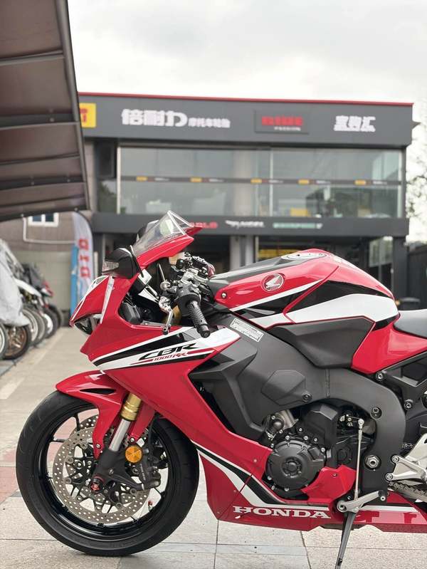 二手本田CBR 1000 RR