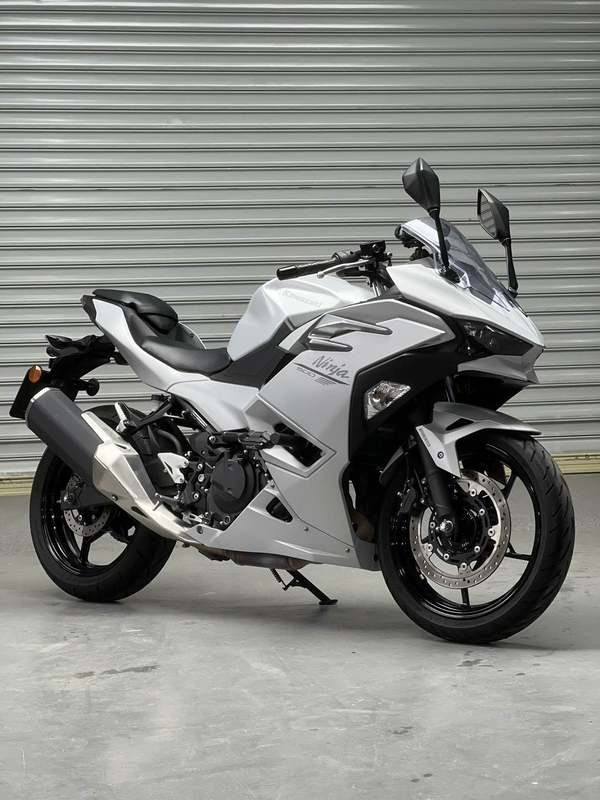 二手川崎Ninja 500
