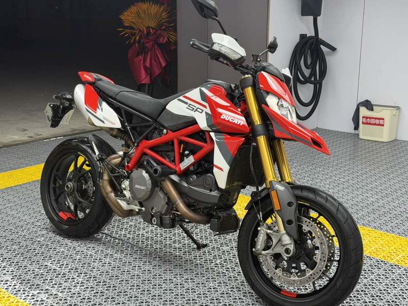 二手杜卡迪Hypermotard 950