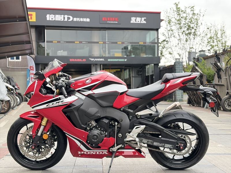 二手本田CBR 1000 RR