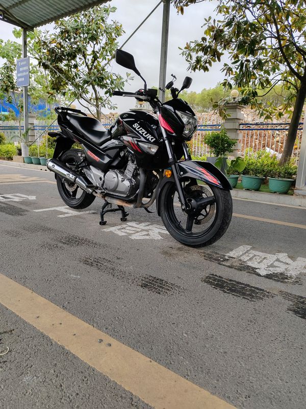 二手豪爵铃木骊驰 GW250
